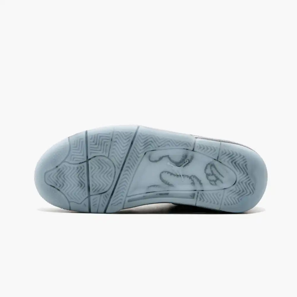 Air Jordan 4 KAWS